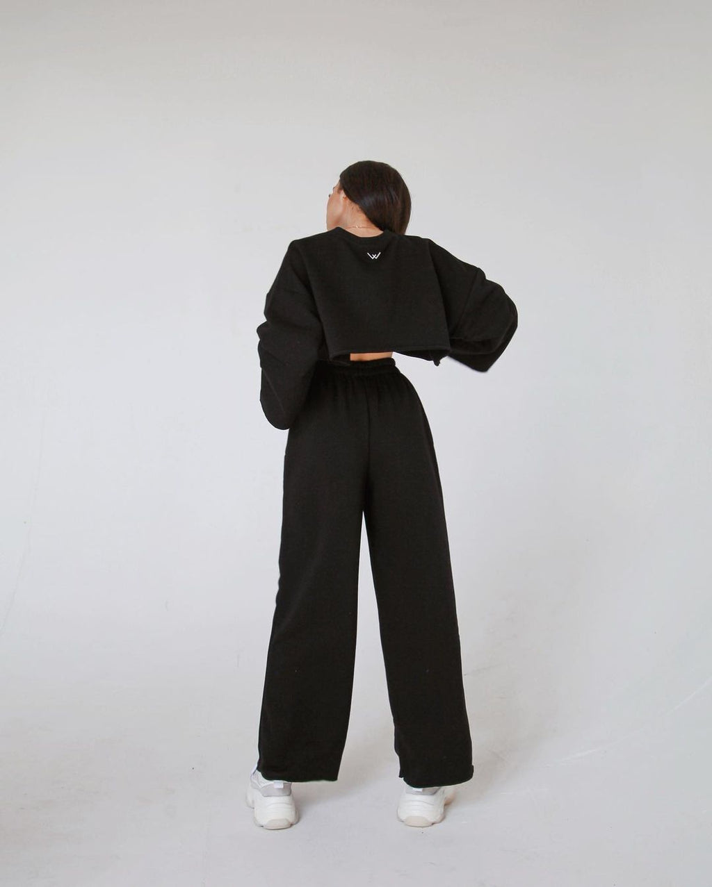Suit WAY — Black