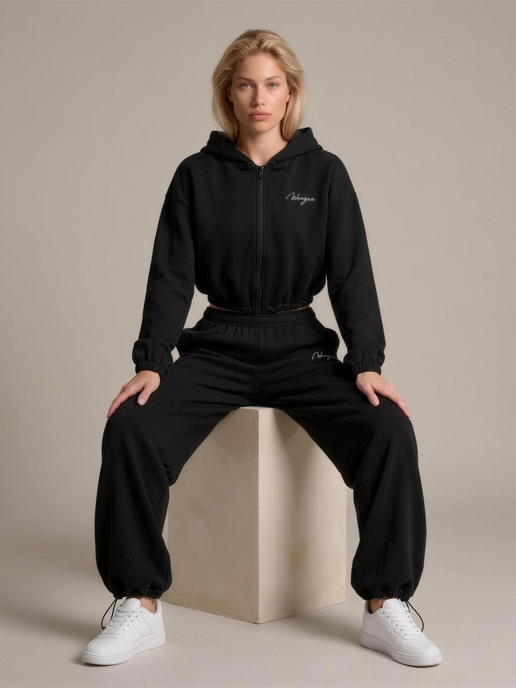 Pants BAGGY — Black — studio