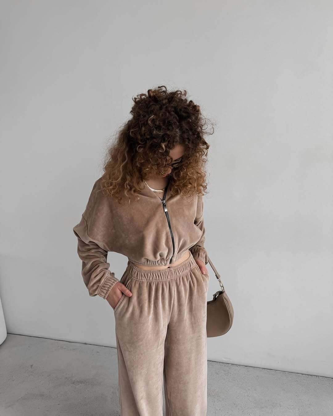 Suit SOFTNESS — Mocha Mousse