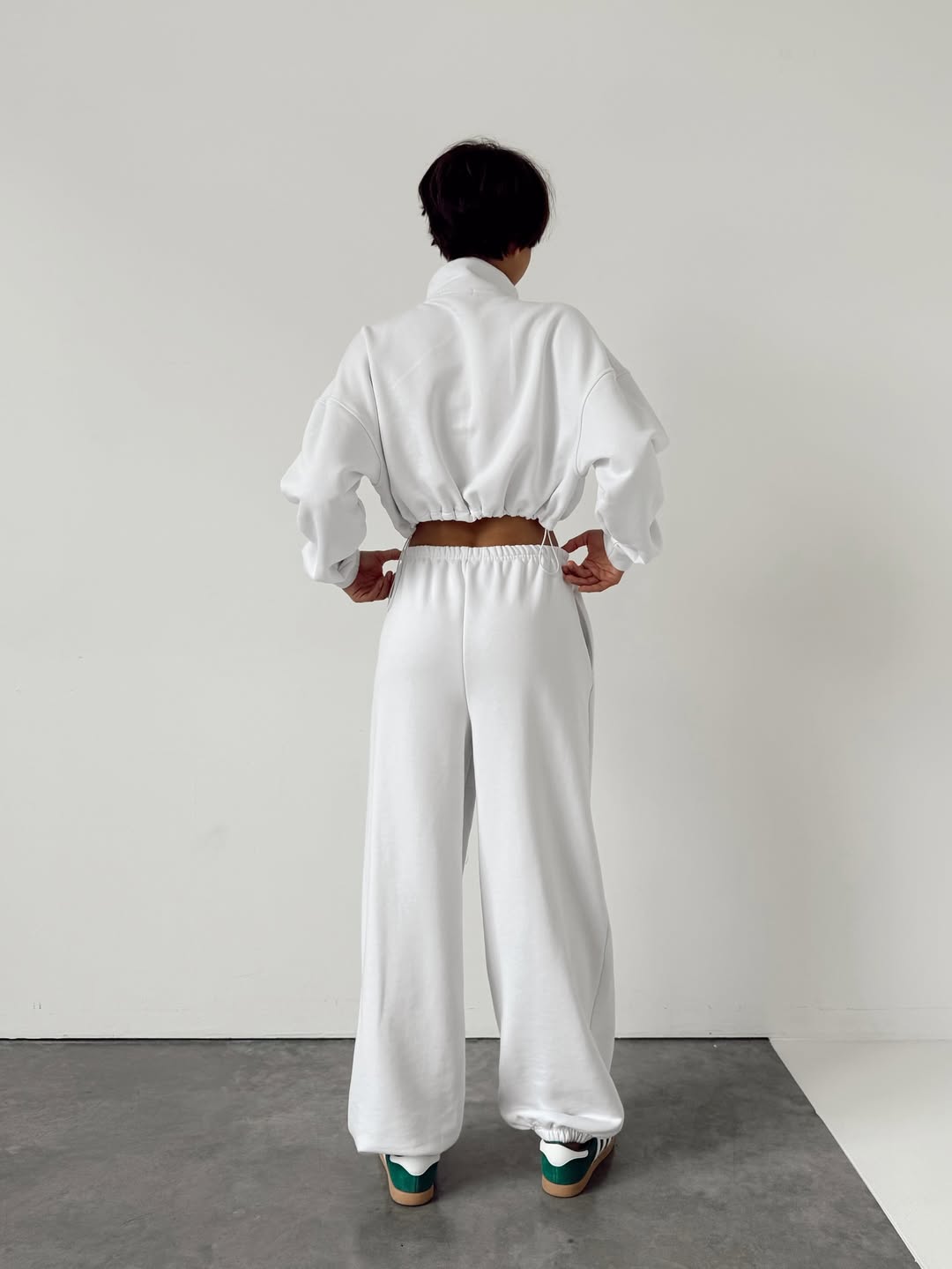Crop Sweatshirt ACE — White