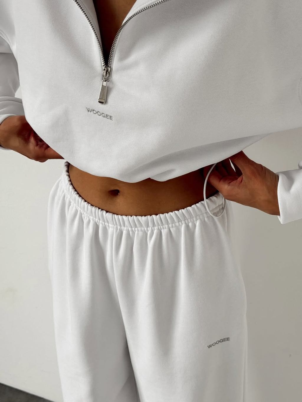 Crop Sweatshirt ACE — White