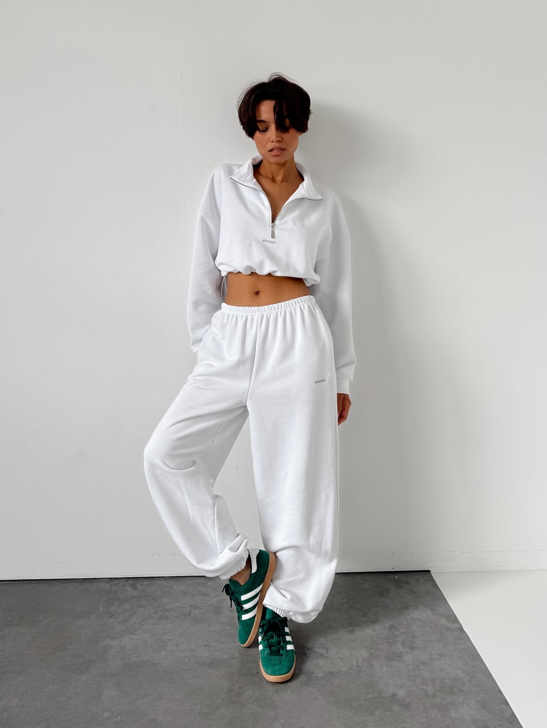 Crop Sweatshirt ACE — White
