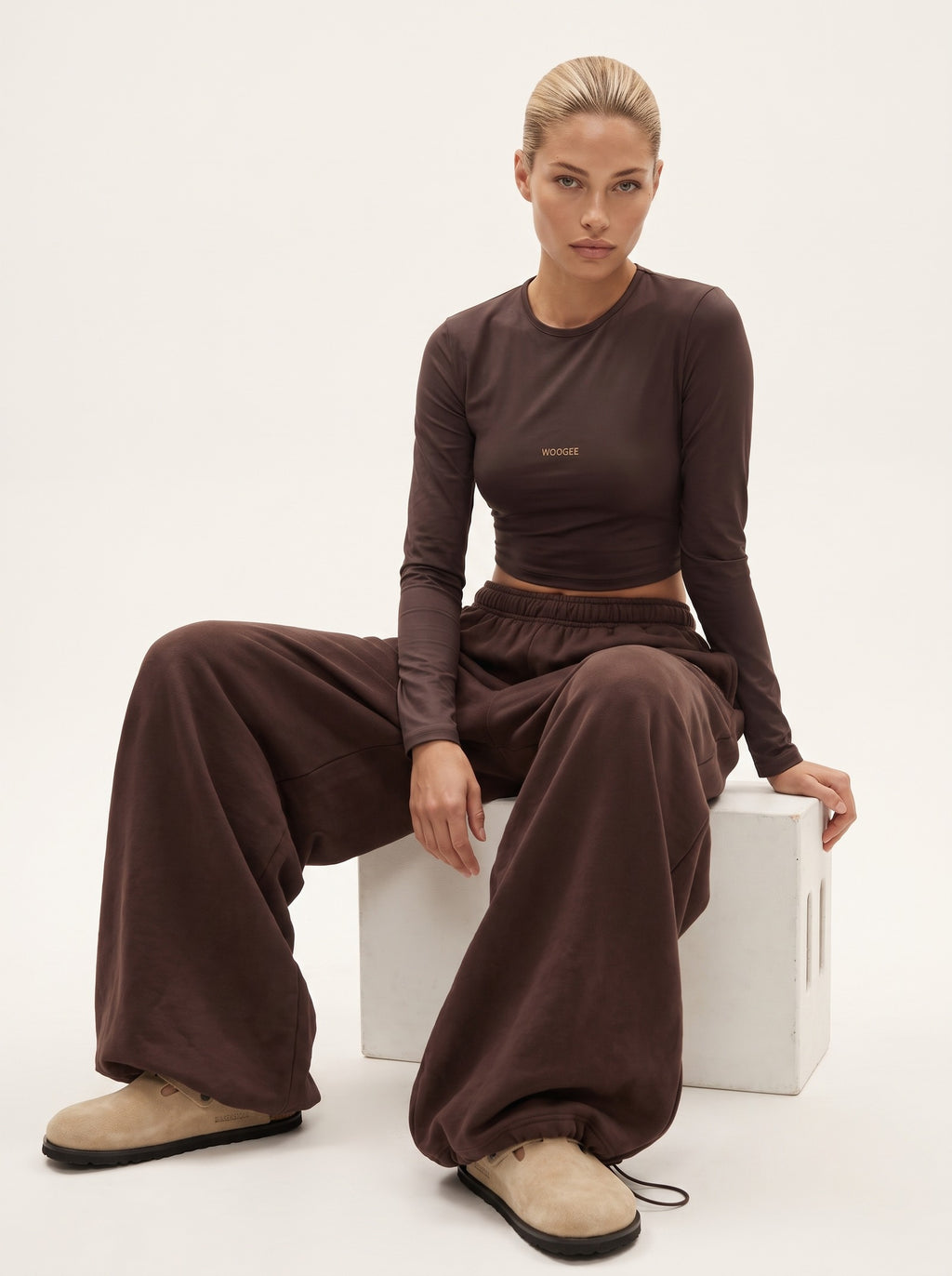Crop Longsleeve LOUNGE — Chocolate